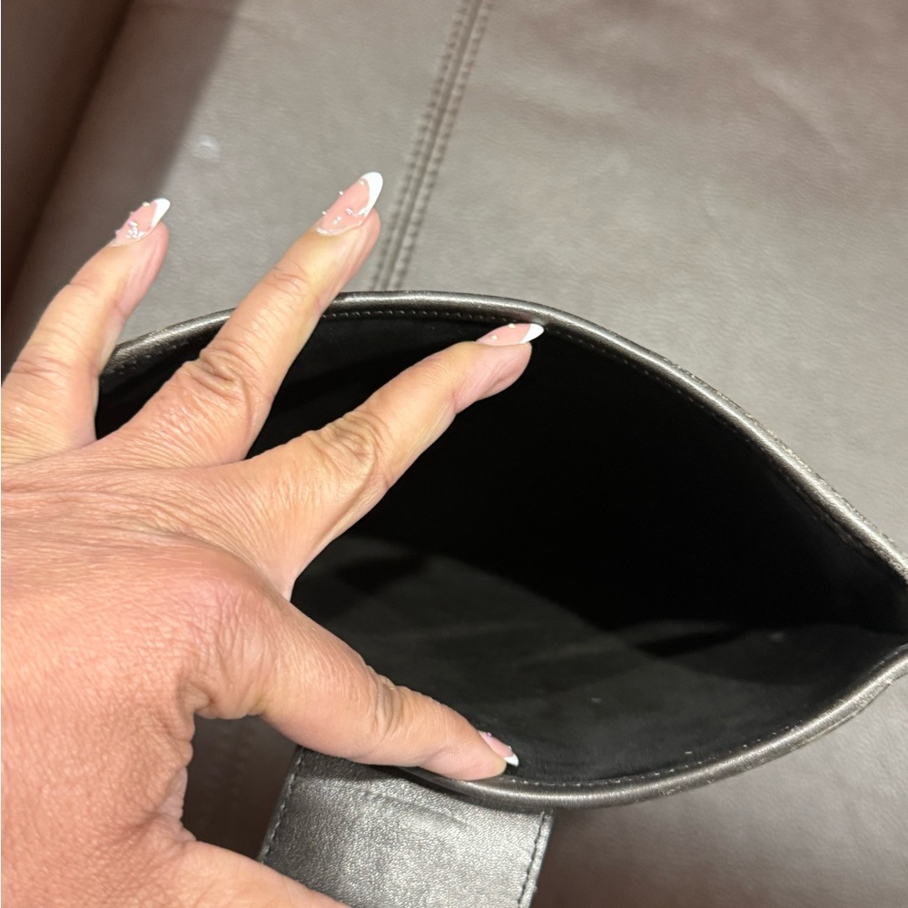 Gucci Silver Metallic Monogram Tablet Sleeve - image 3